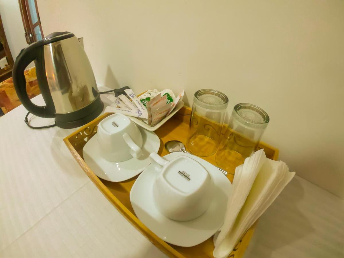 Ritz Inn 埃拉 外观 照片