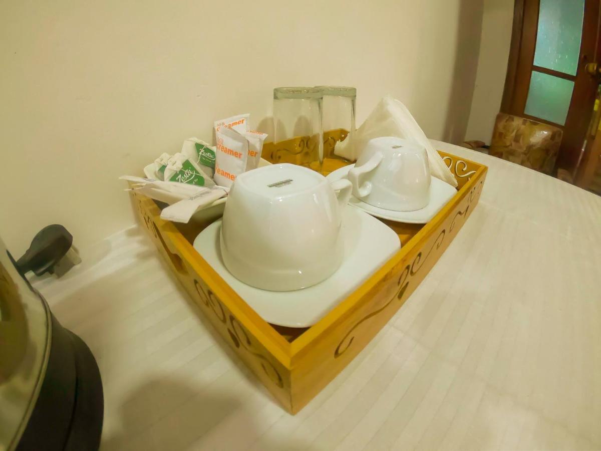 Ritz Inn 埃拉 外观 照片