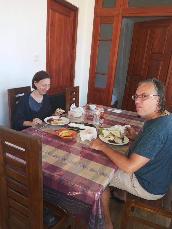Ritz Inn 埃拉 外观 照片